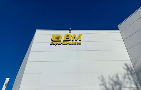 IMG Montaje de rotulos BM en las Rozas 02