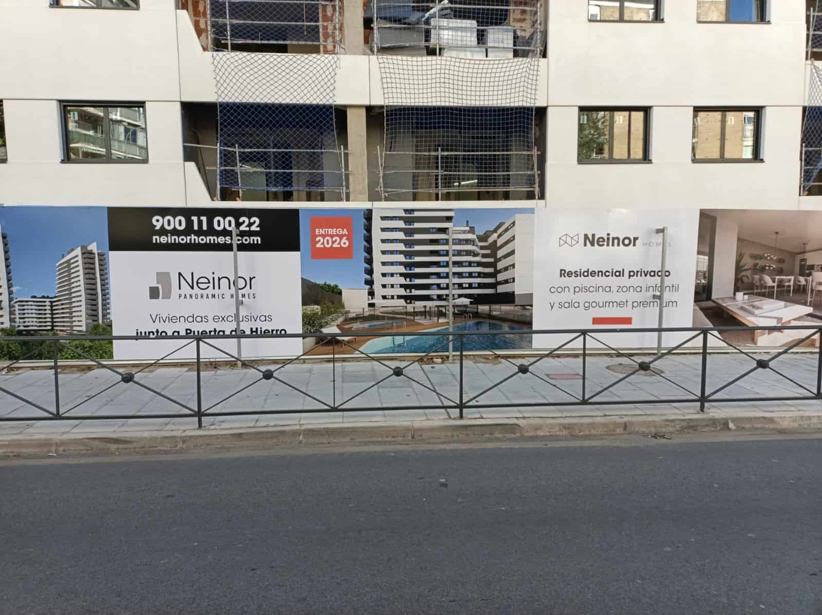 Fabricación-y-montaje-de-cerramiento-en-Joaquín-lorenzo-madrid-01 Fabricacion y montaje de cerramiento en Joaquin lorenzo madrid 01